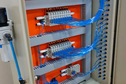 QUADROS PNEUMÁTICOS E SISTEMAS